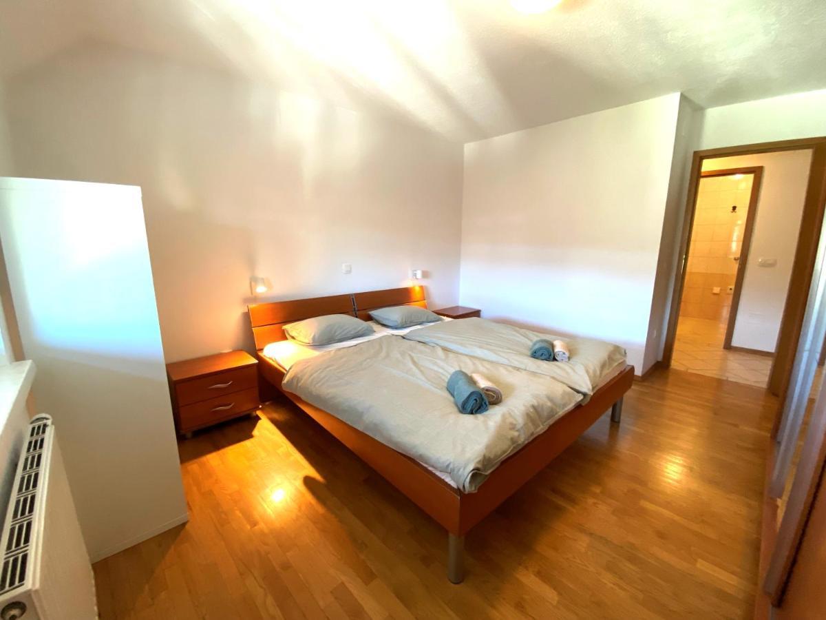 Apartment Above Lake Bled Extérieur photo