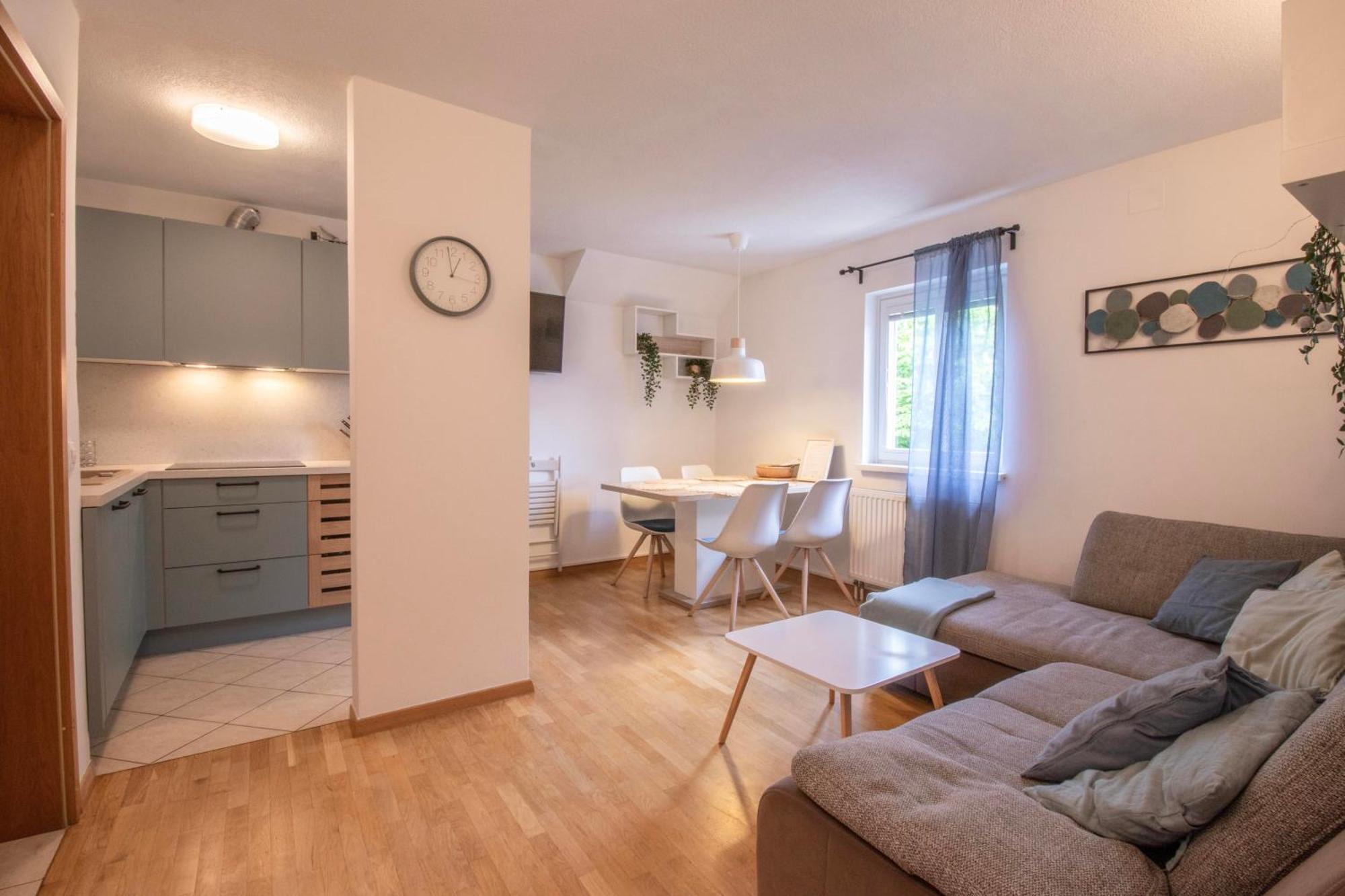 Apartment Above Lake Bled Extérieur photo